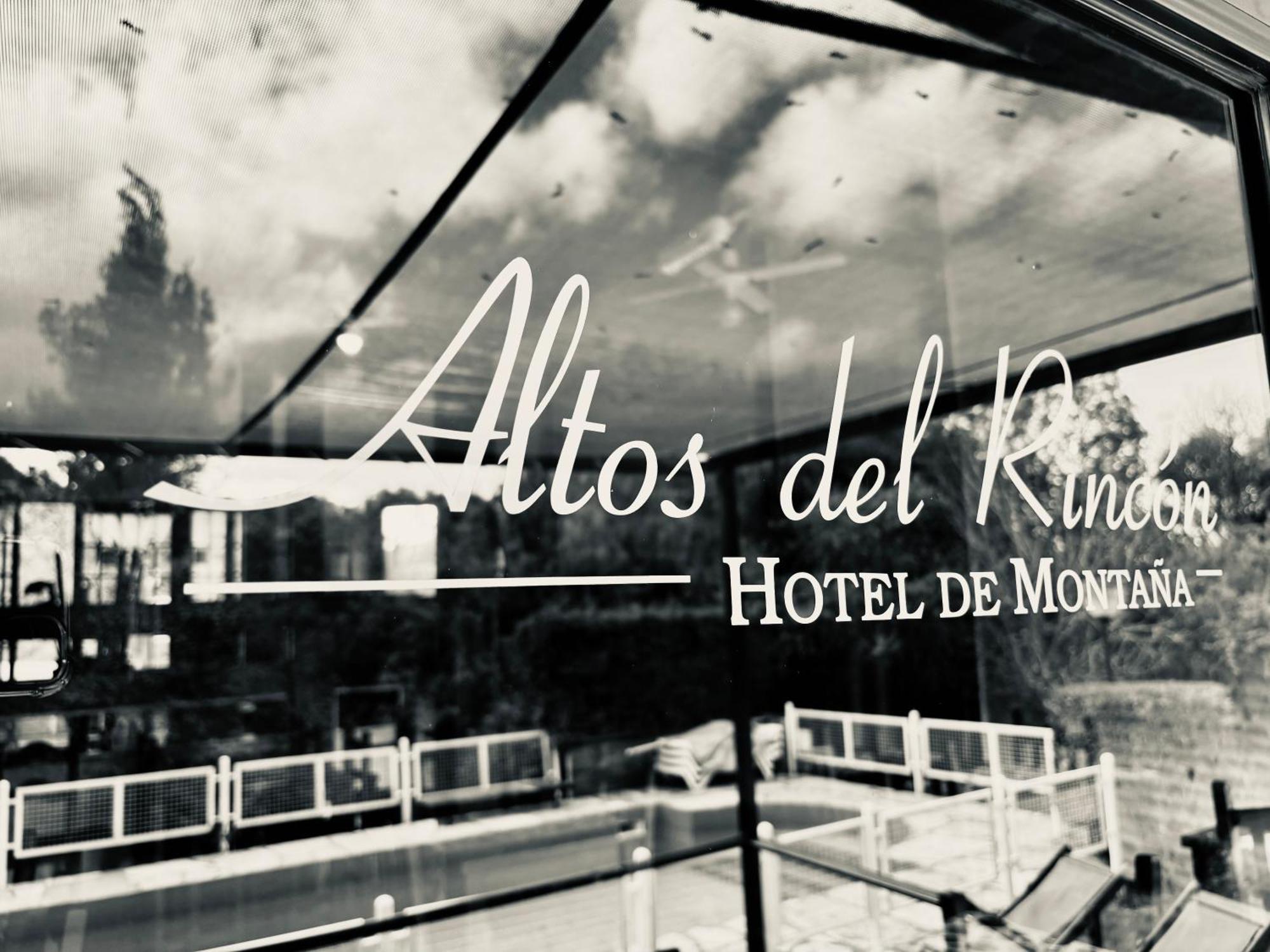 Hotel Altos Del Rincon Villa de Merlo Exterior photo